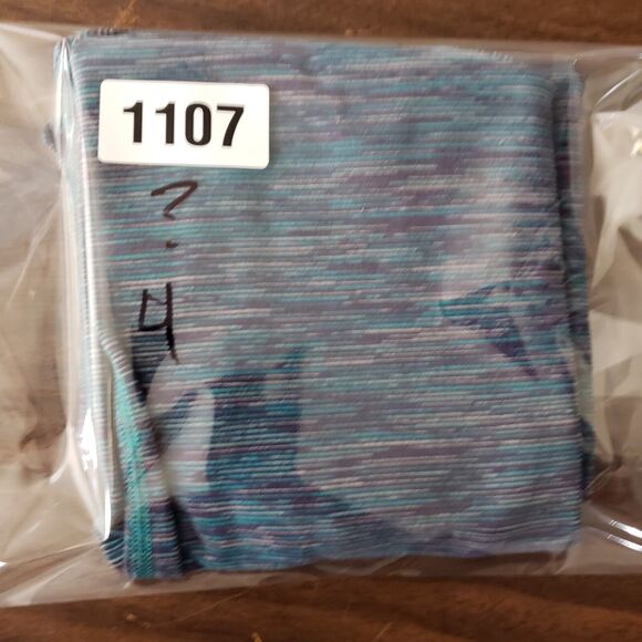 Lululemon Racerback Tank Top Womens Blue Green Striped Yoga Athletic 24x27 - Picture 7 of 7